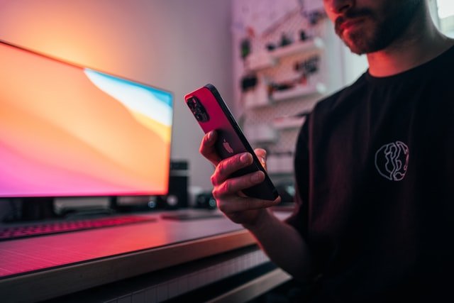 phone requirements pubg vs free fire